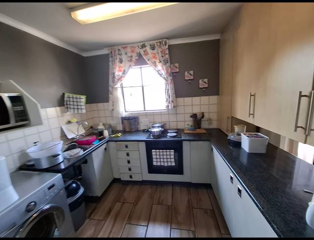 2 BEDROOM APARTMENT FOR SALE IN VILLIERIA